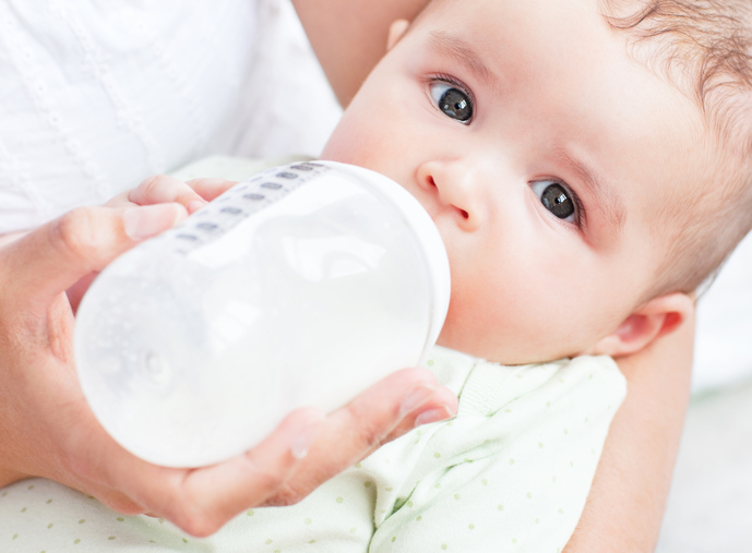 ¿Qué alimentos debe tomar nuestro hijo a partir del primer año?