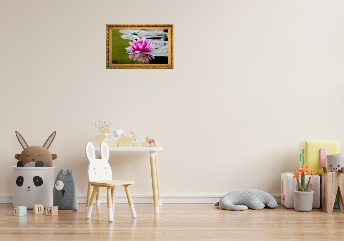 La suavidad de los nenúfares: ideas para un dormitorio de bebé con arte natural
